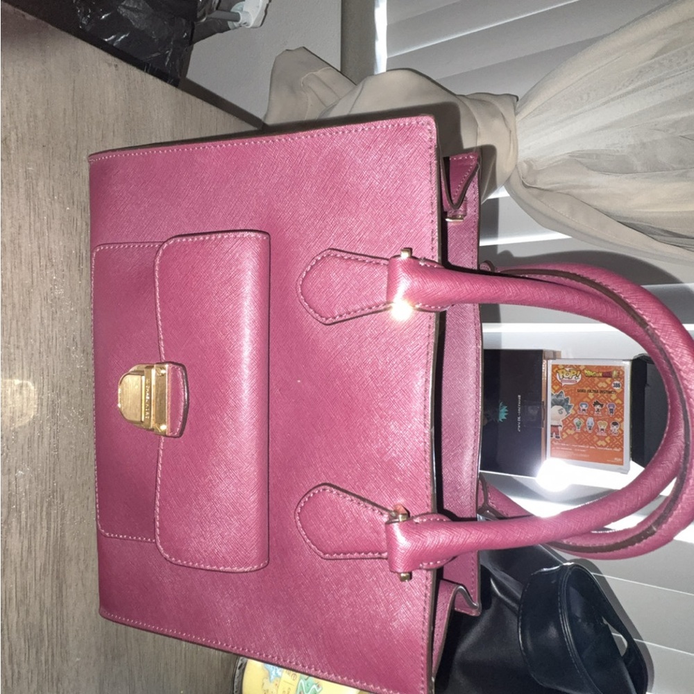 Elegant Pink Handbag